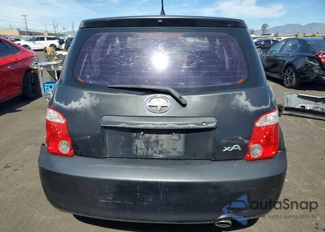 2006 Scion Xa Base из США, поврежденный, VIN JTKKT624660134984